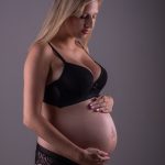 Photographe grossesse et maternité servian Béziers